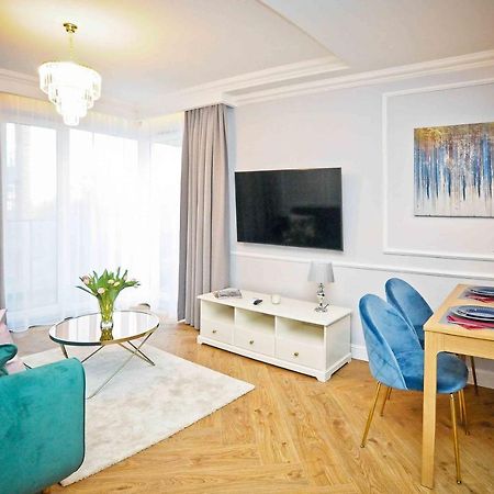 Elegant Apartment Oldtown Marina Гданськ Екстер'єр фото